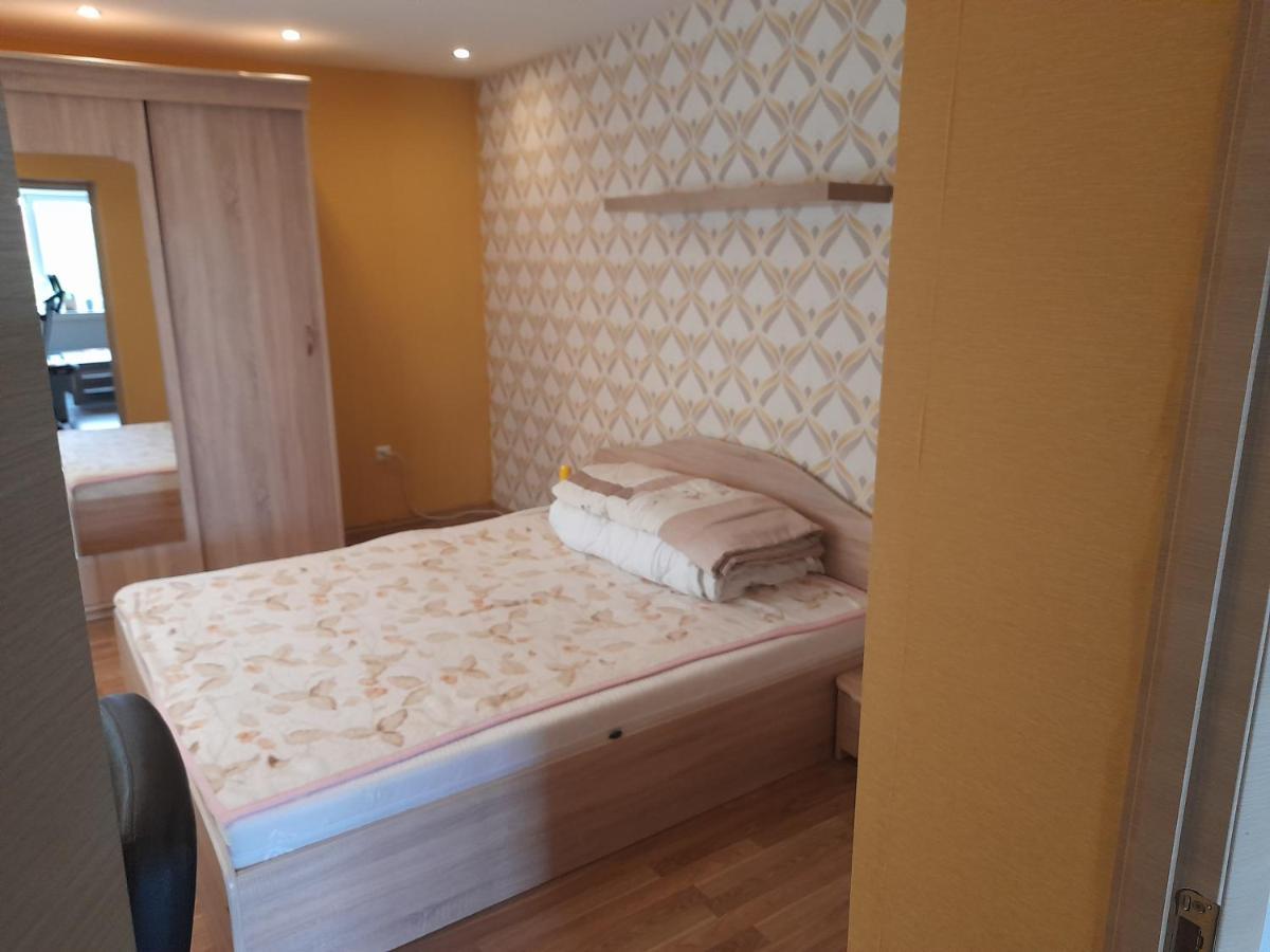 Quiet Summer Apartment Aucugals Экстерьер фото